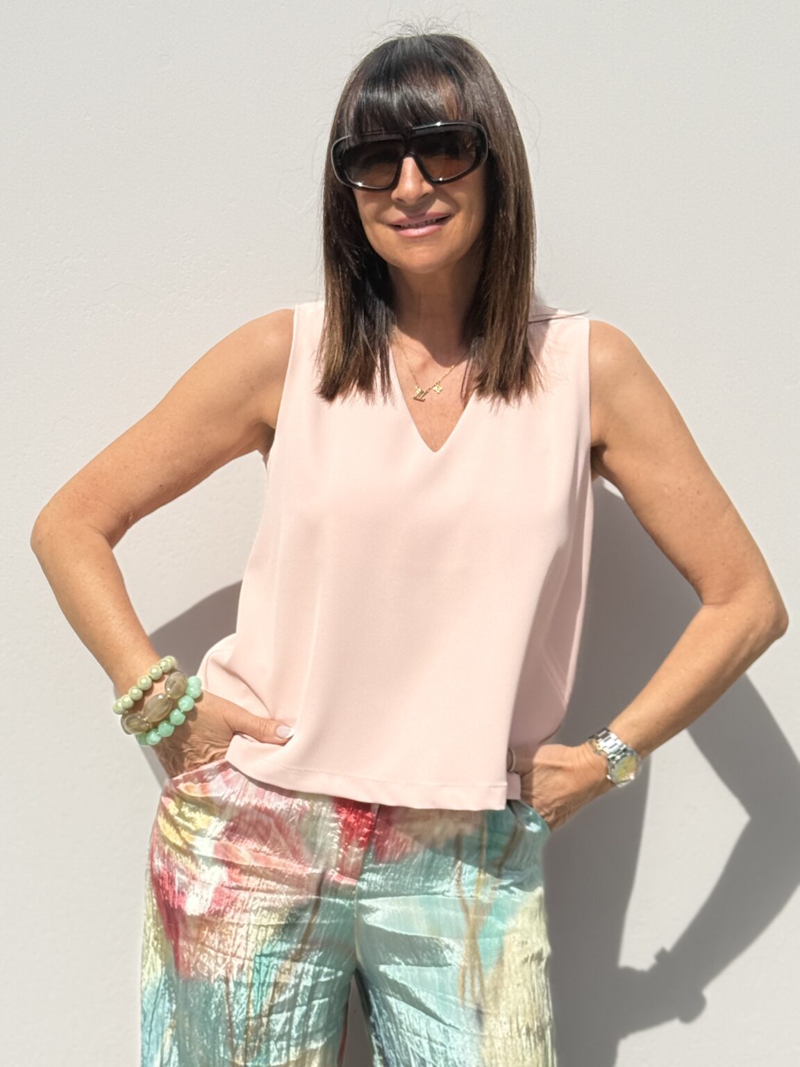 top sans manches au col v fluide rose poudré