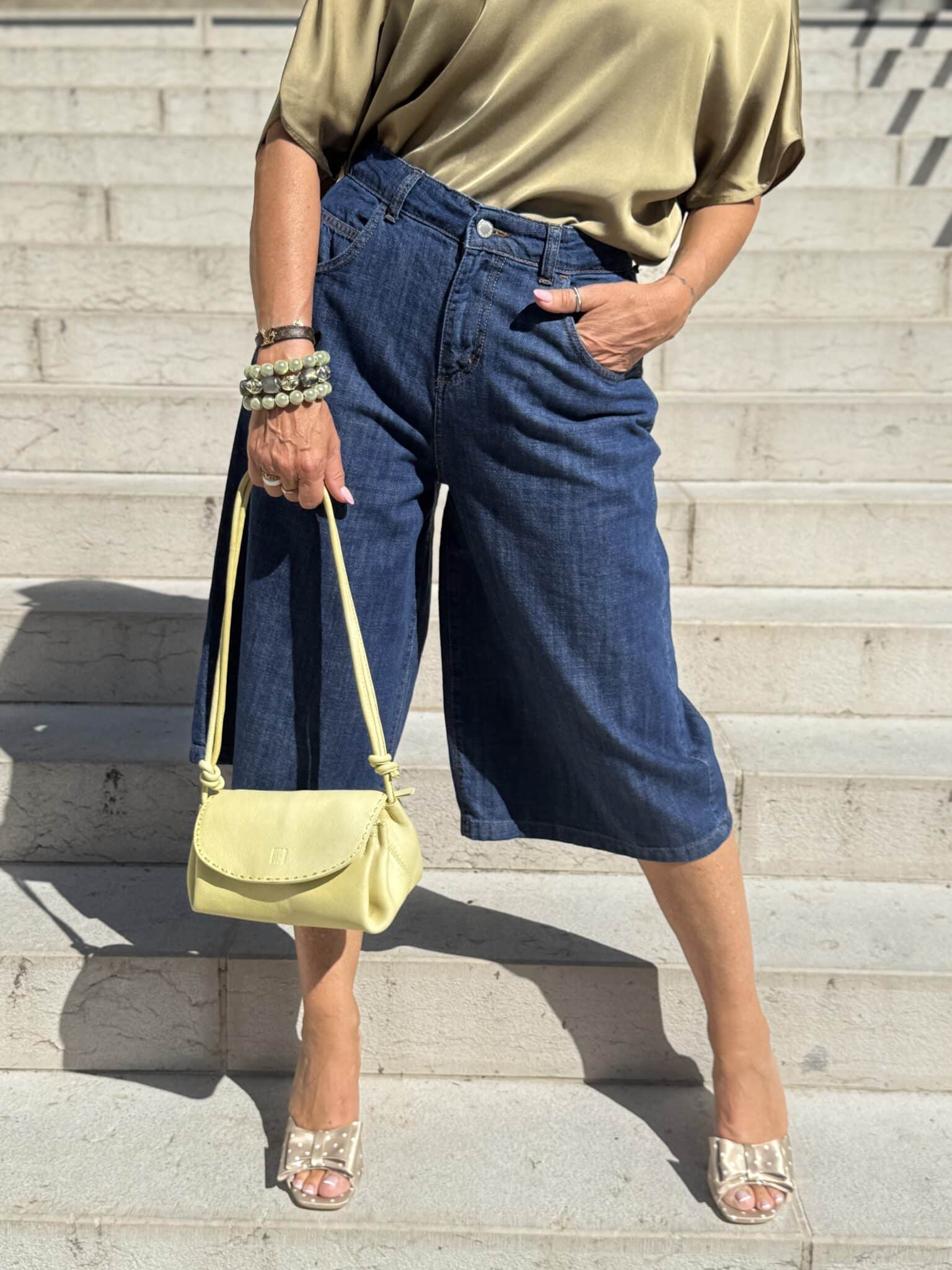 bermuda taille haute en jean bleu denim brut