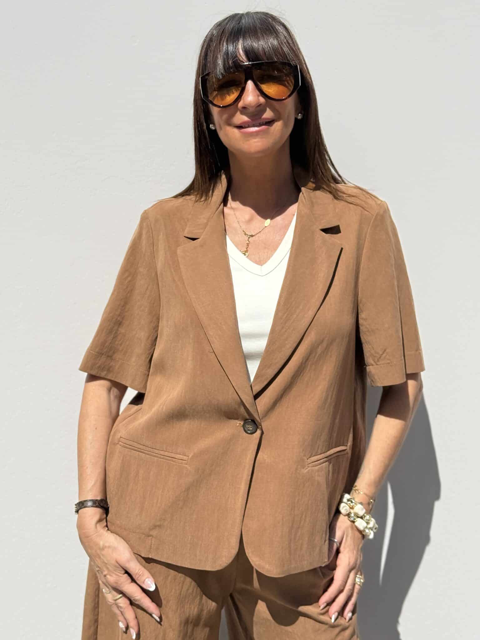 blazer fluide marron à manches courtes kikisix