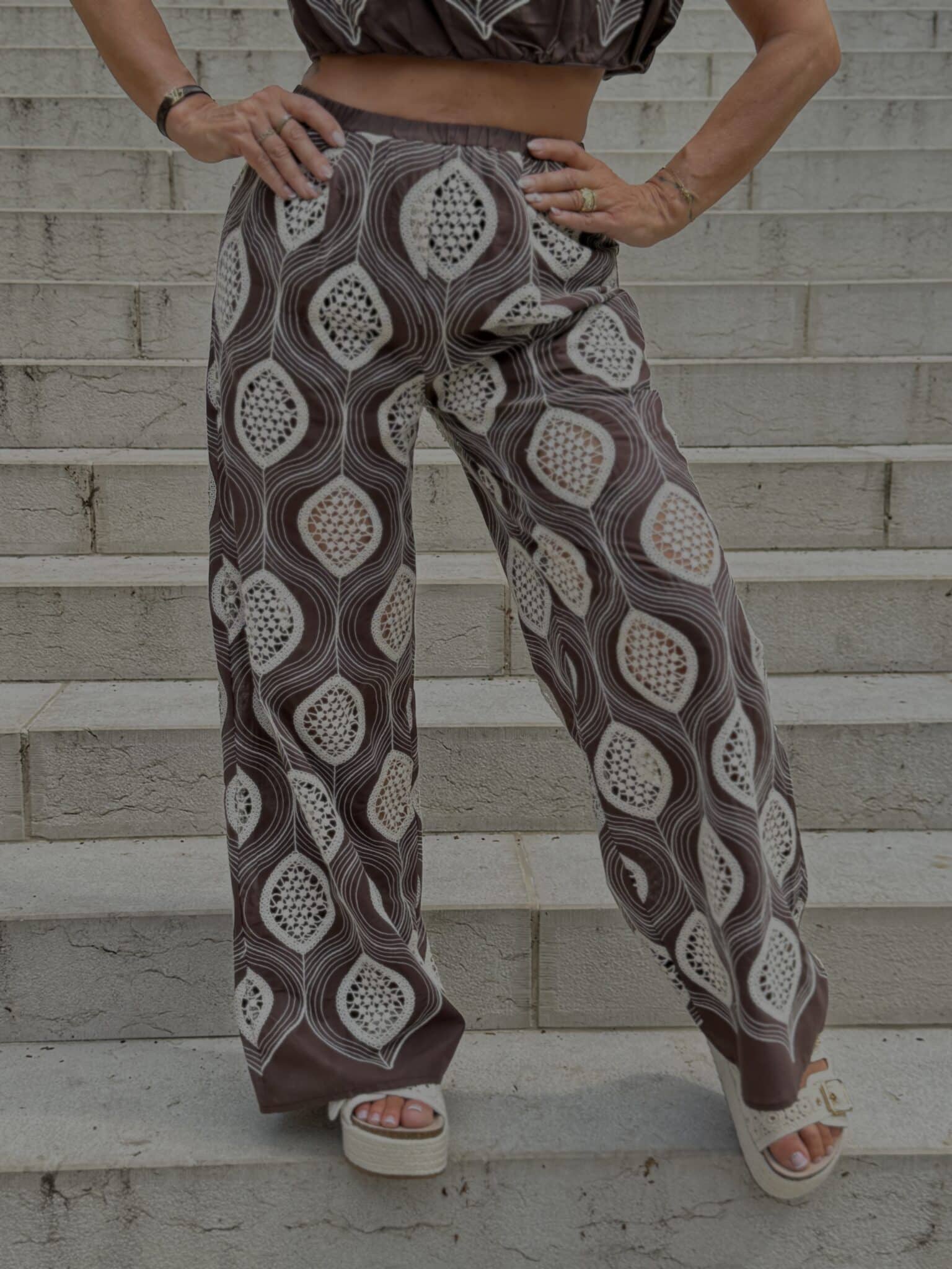 pantalon fluide imprimé chocolat meme road (ted)