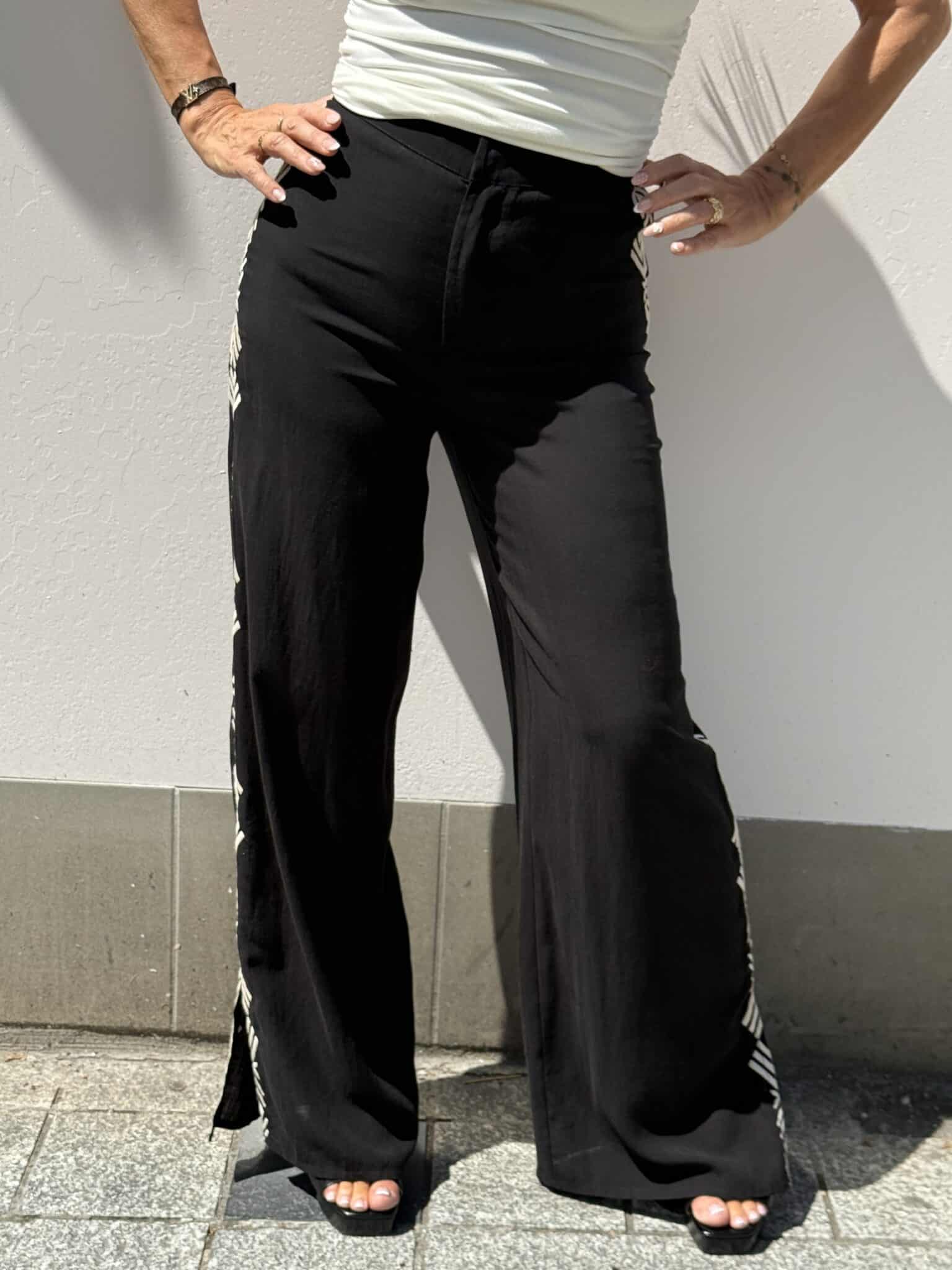 pantalon fluide imprimé noir & blanc la petite etoile océ