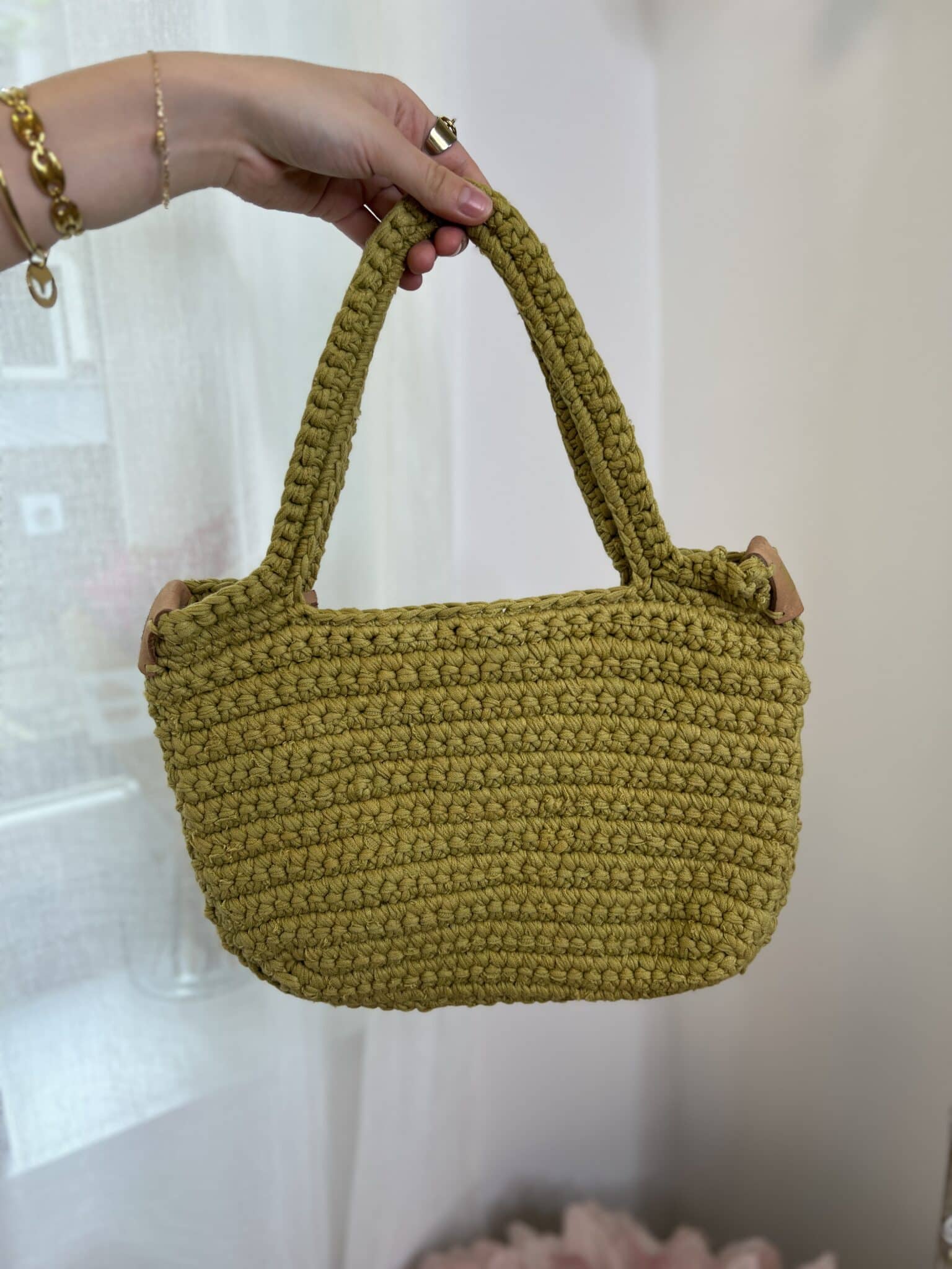 sac bandoulière en crochet pistache saba biba
