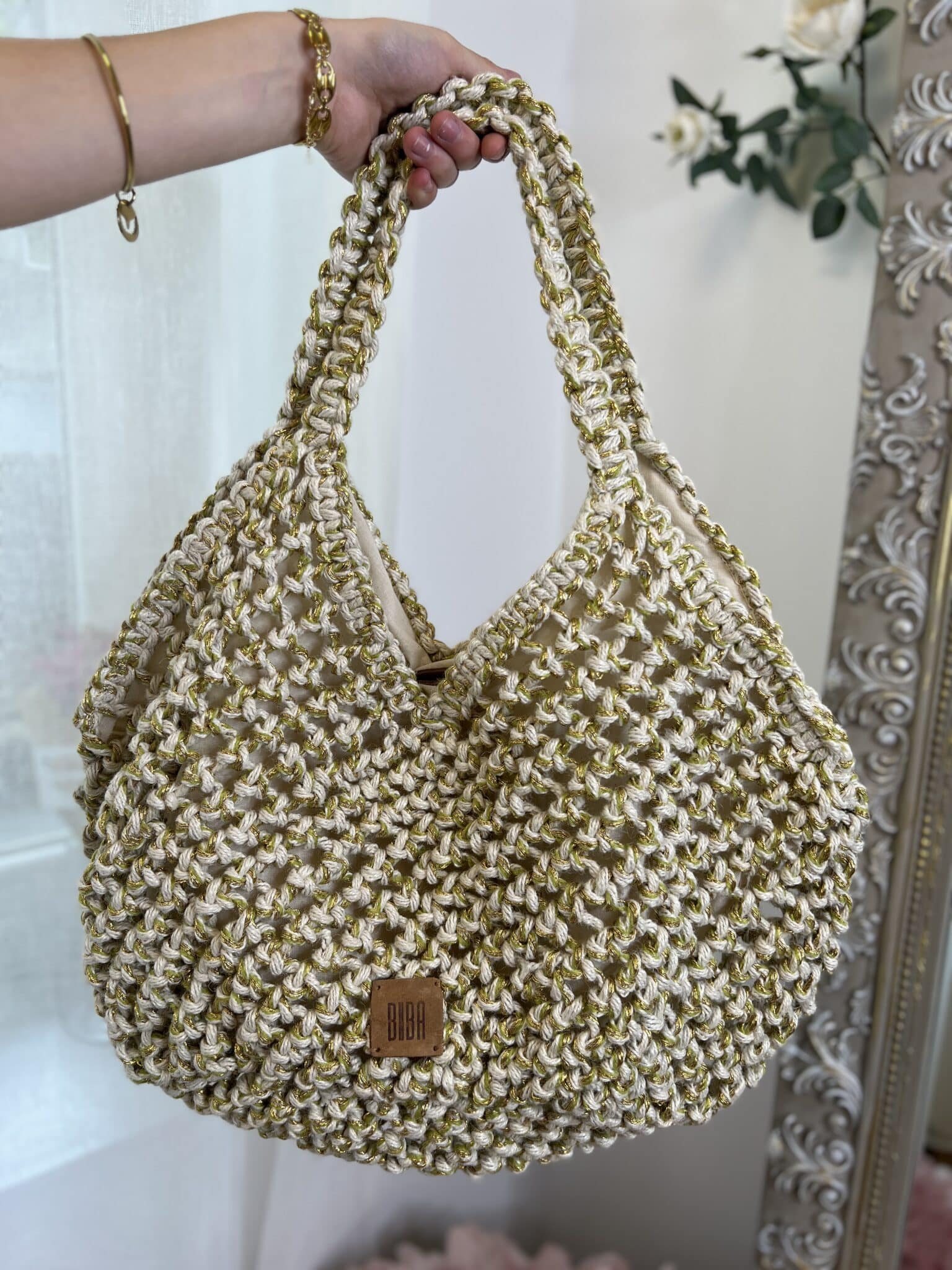 sac hobo en crochet avec pierres de nacre shell biba (copie)