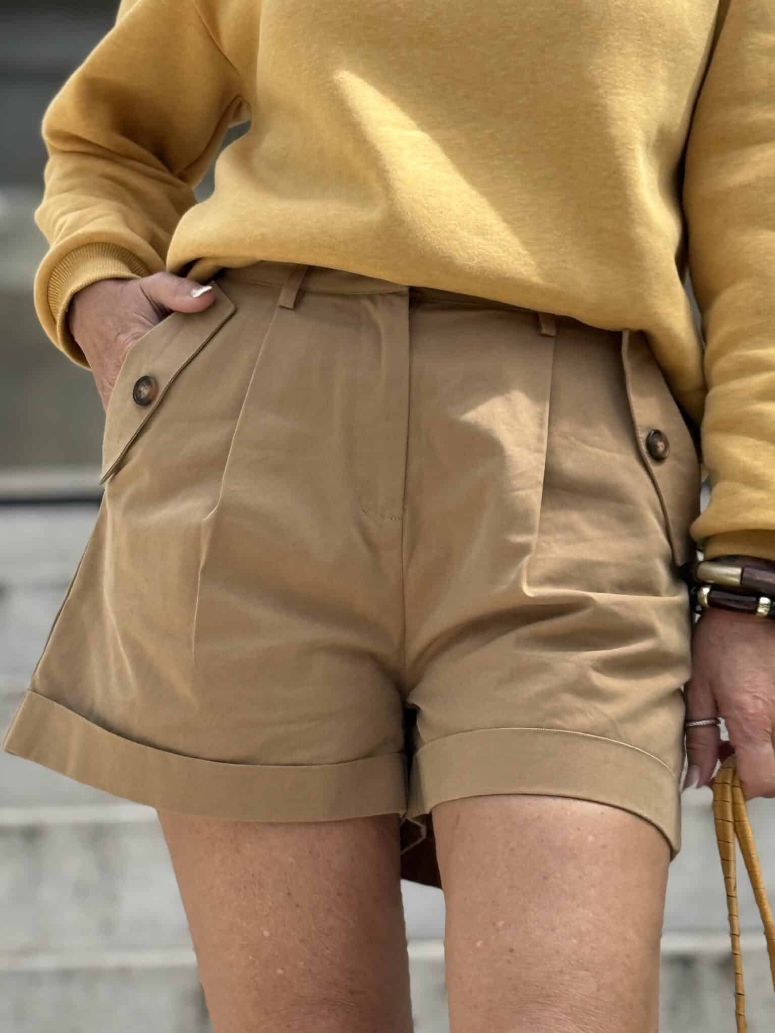 short taille haute camel à pinces la petite Étoile