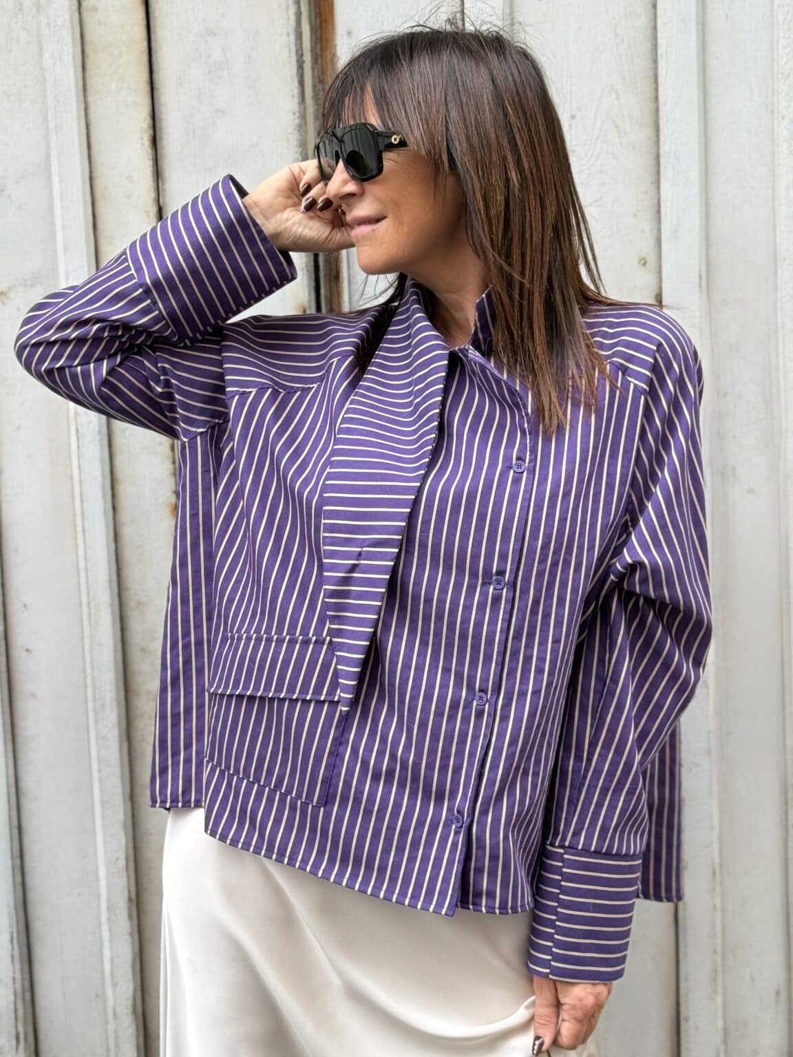 chemise rayée avec lavallière violette imperial