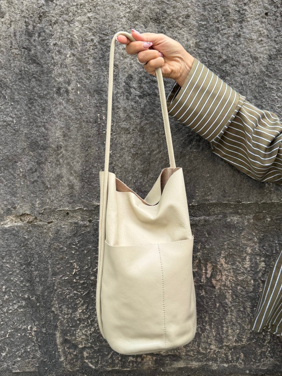sac cabas en cuir écru biba