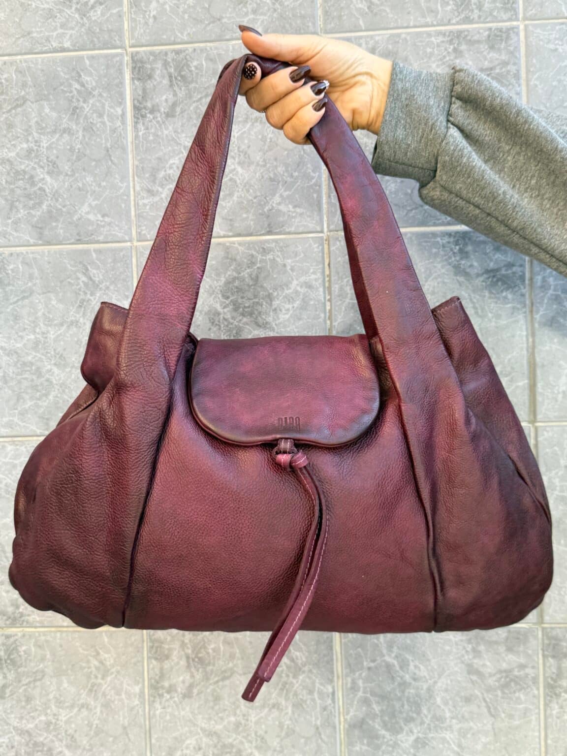 sac bandoulière en cuir bordeaux prune oxford biba