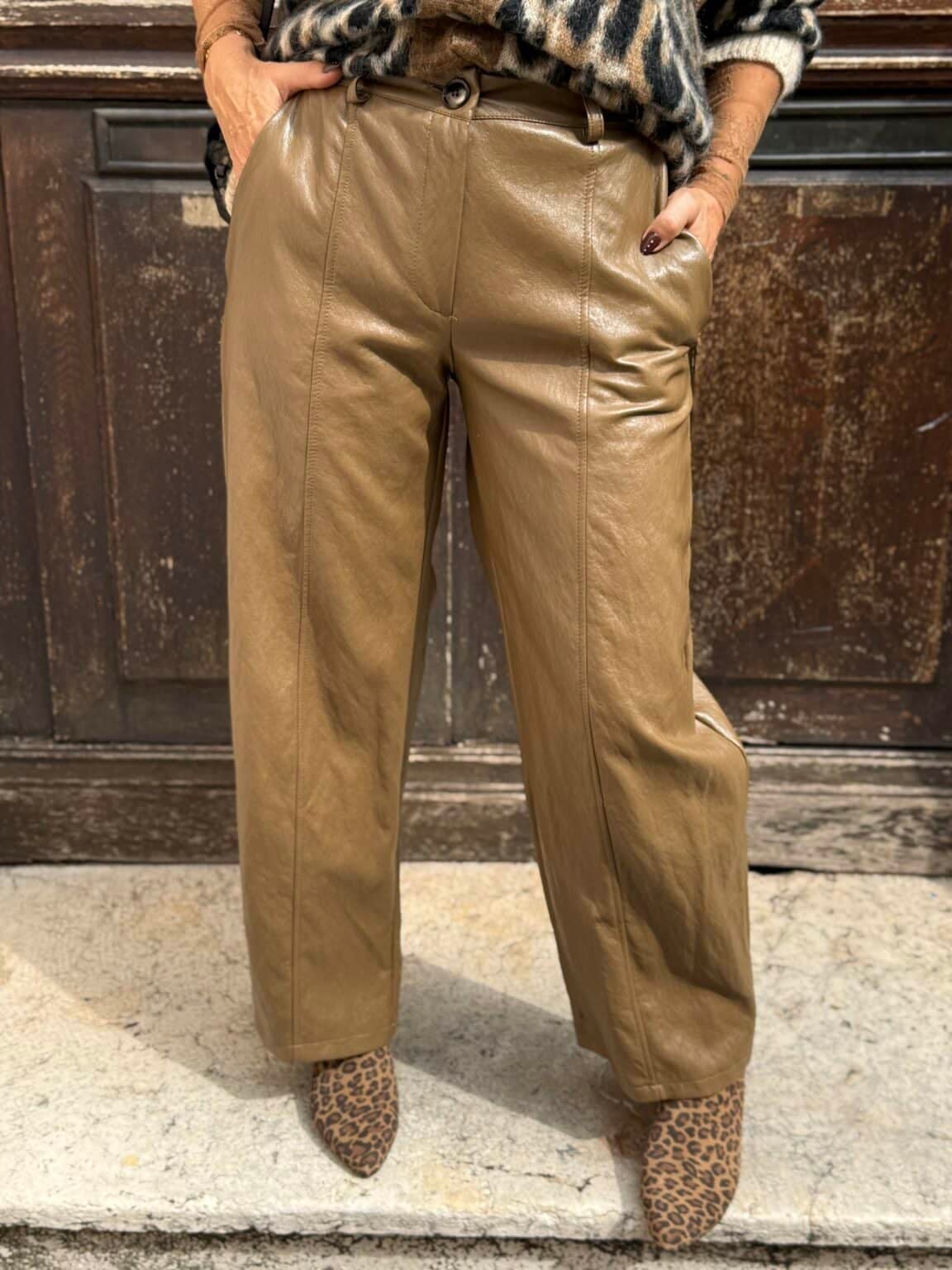 pantalon effet cuir camel saiph
