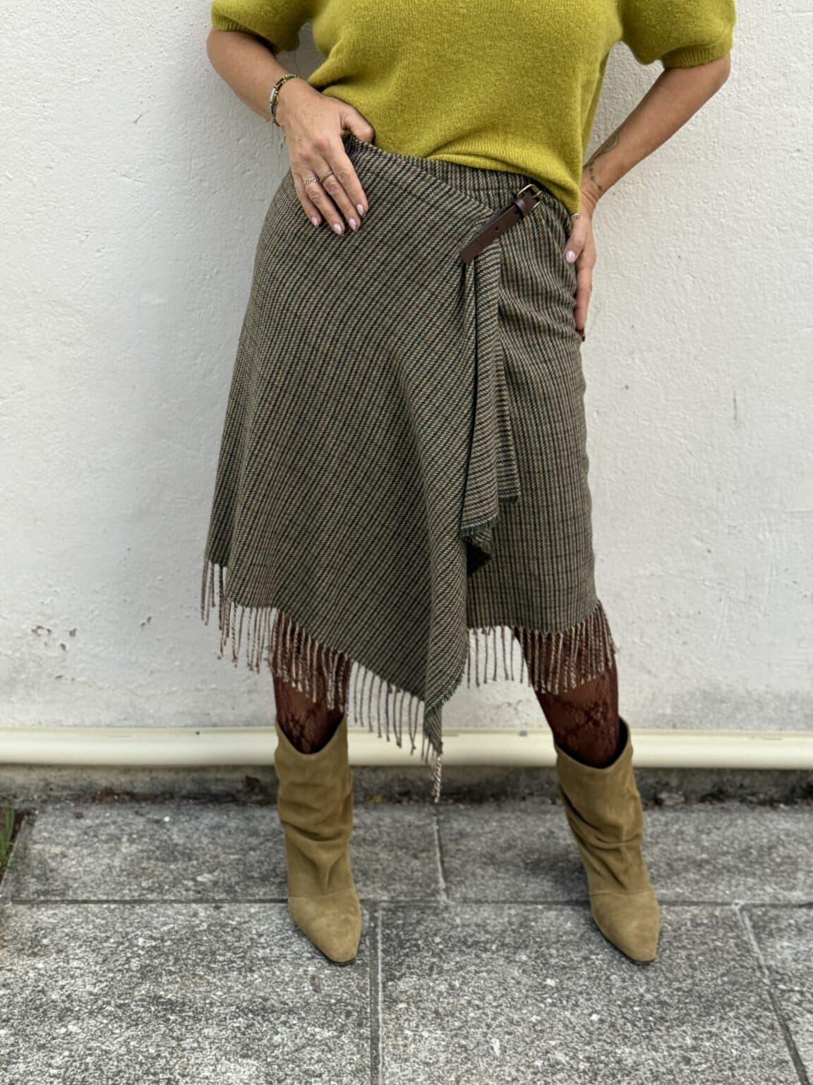 d03e0223 33678ch jupe midi porte feuille à franges philia loft (copie)