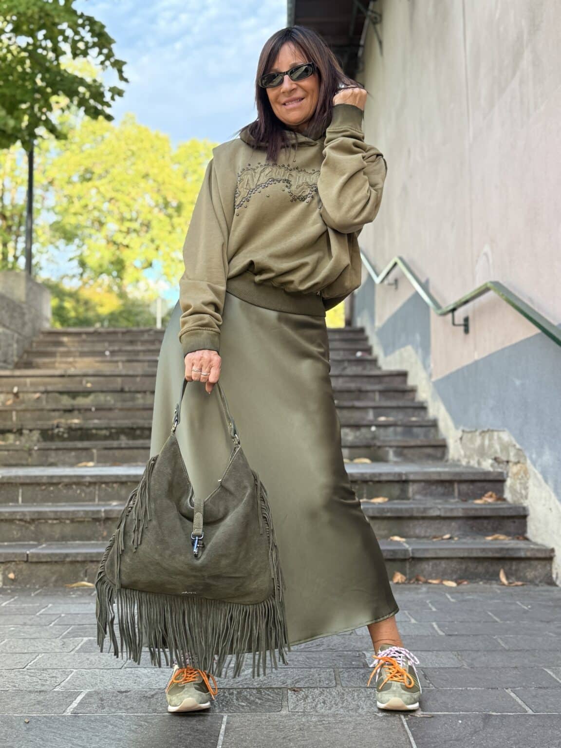 jupe longue satinée vert kaki saiph (ted)