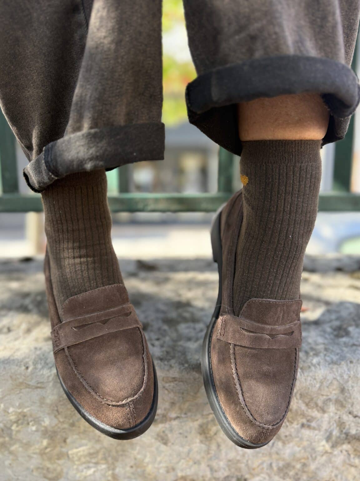 mocassin en croûte de cuir marron chocolat emilie k