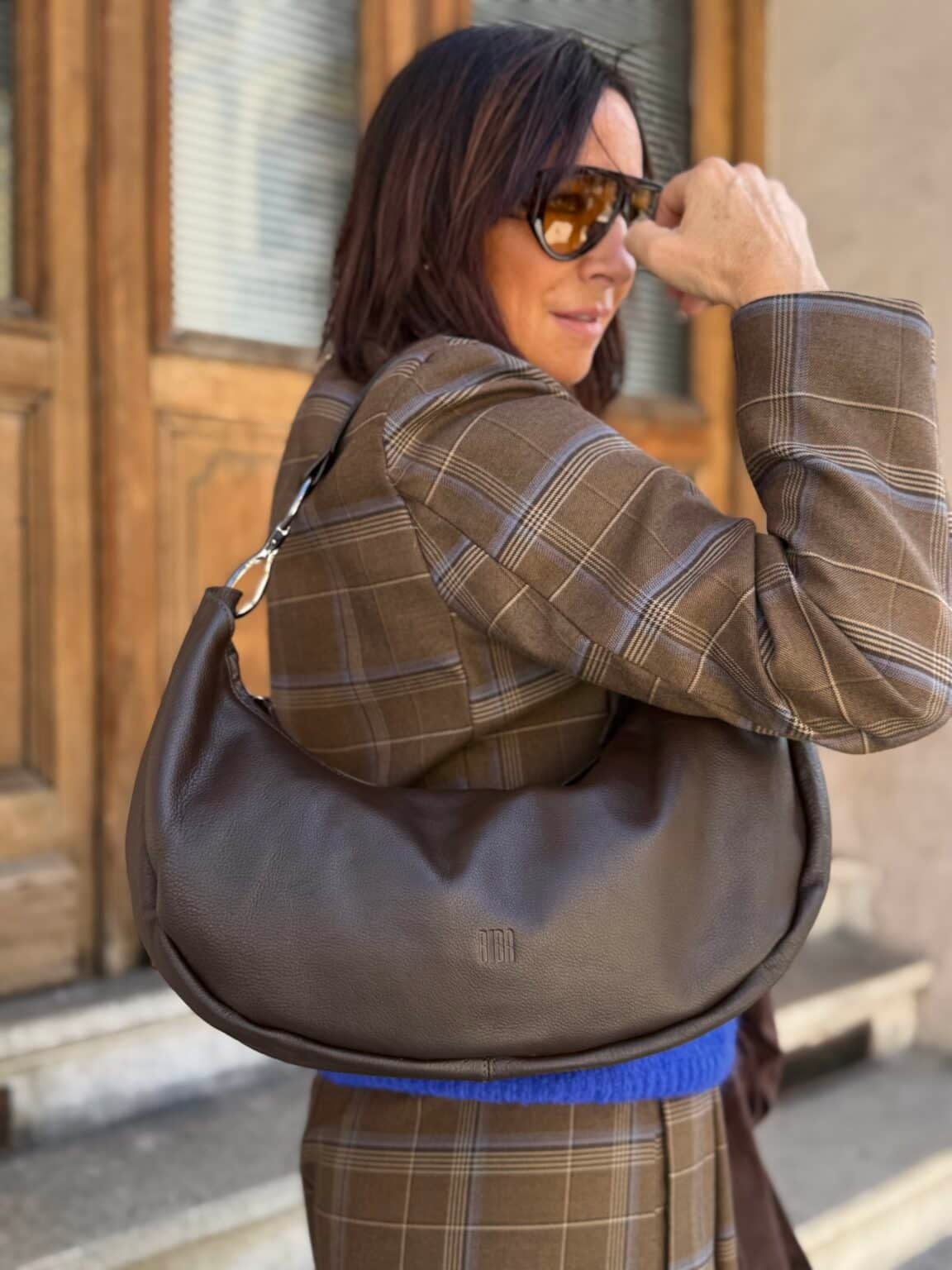 sac bandoulière en cuir brun fonçé jackpot biba