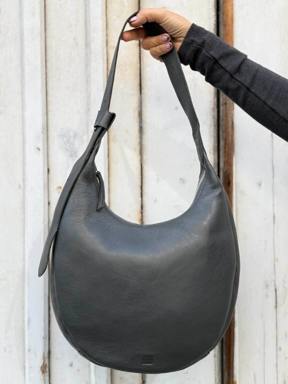 sac bandoulière en cuir anthracite ludlow biba