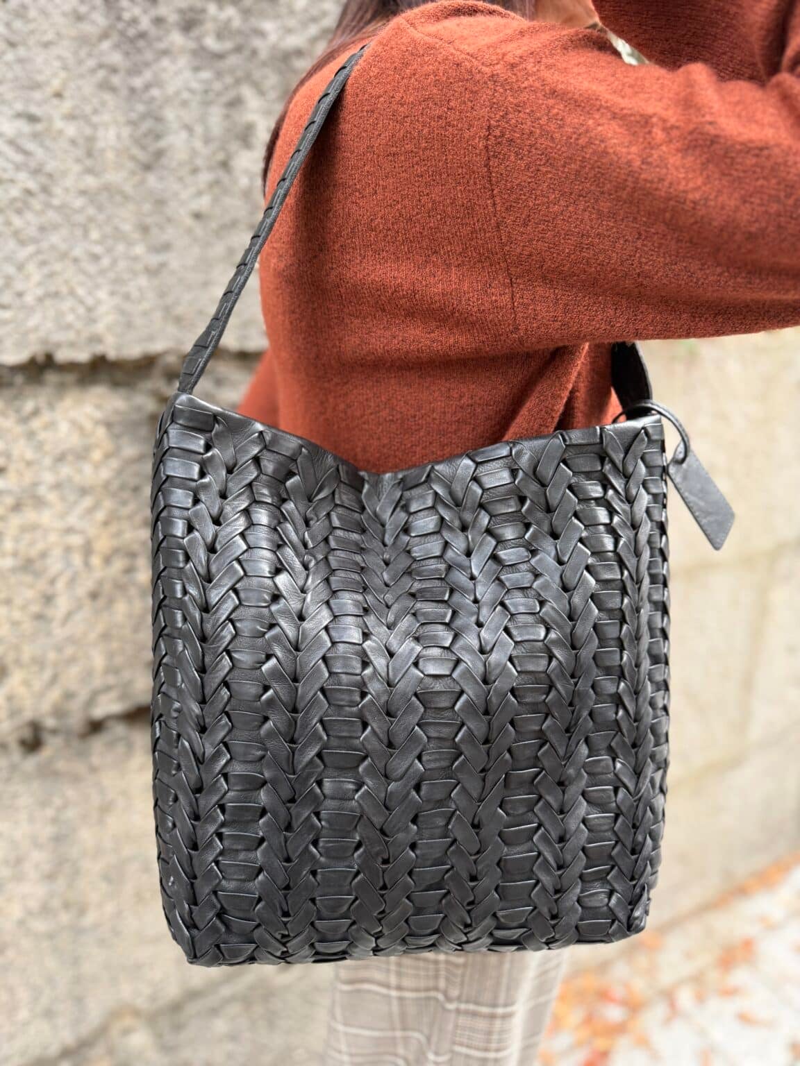 sac bandoulière en cuir noir elk biba