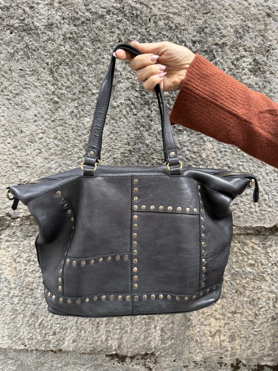 sac bandoulière en cuir noir stowe biba