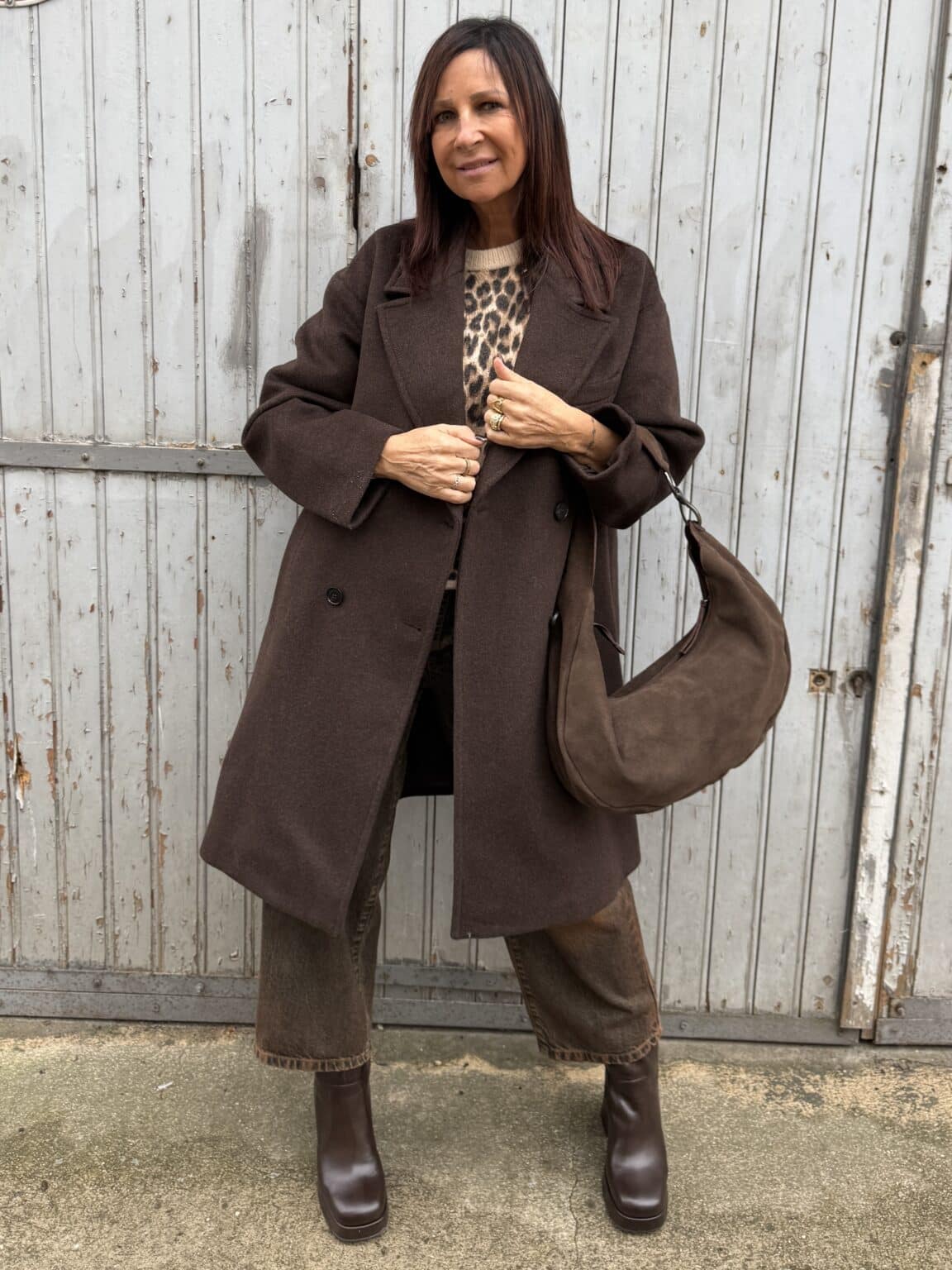 manteau long coupe droite couleur chocolat grace et mila (delph) (copie)