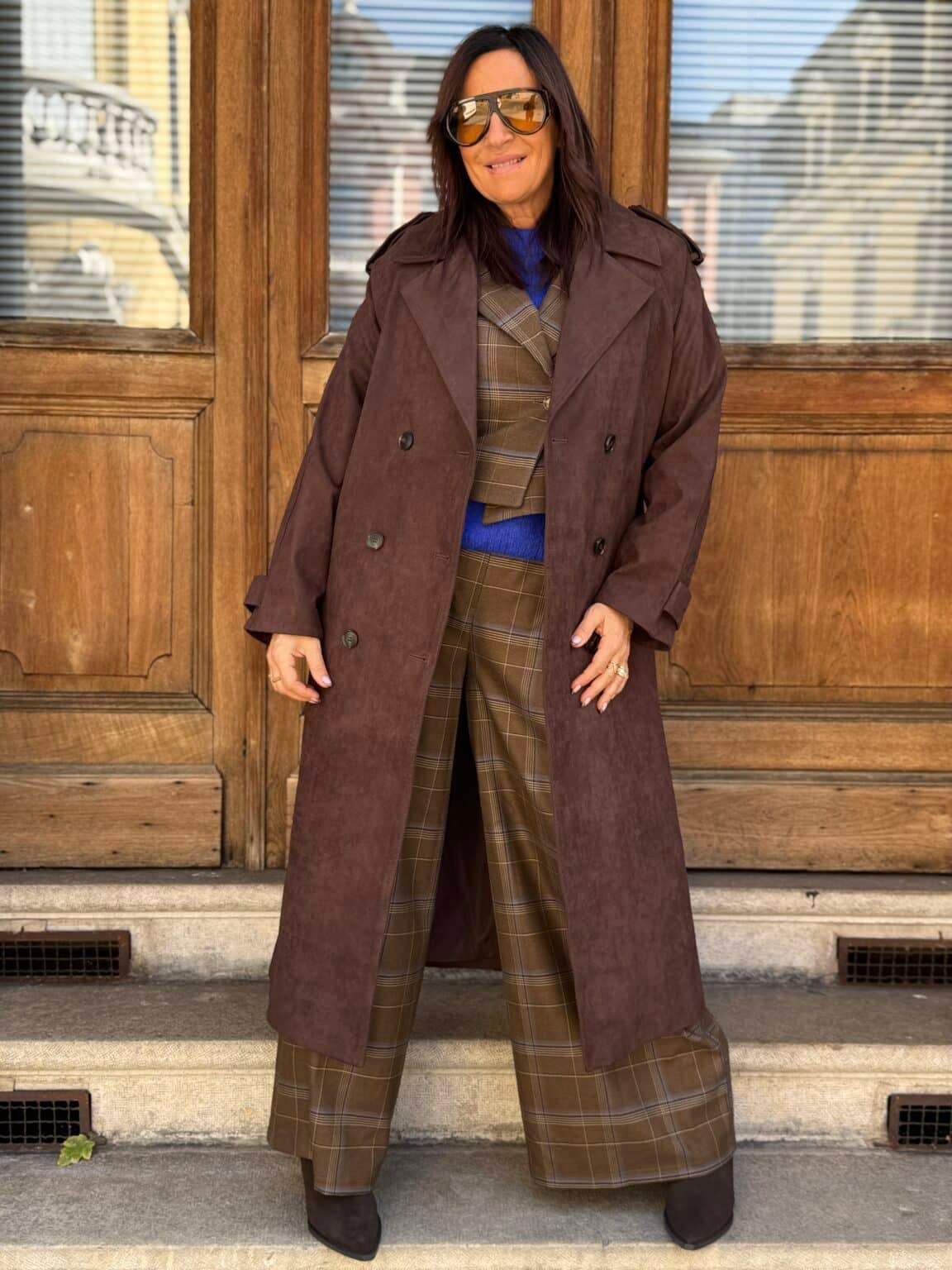 manteau trench long marron aspect velours suedé (delph)