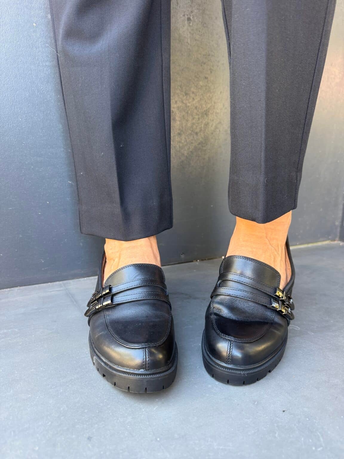 mocassins noirs en cuir à doubles boucle emilie k