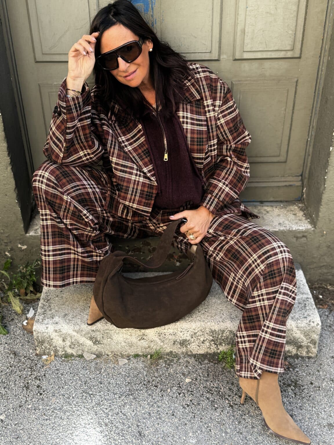 look bordeaux check