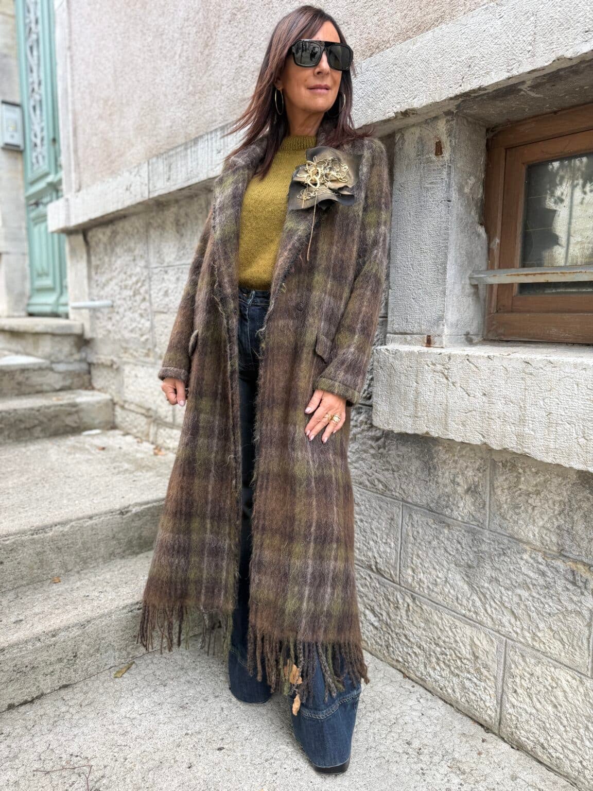 manteau long à carreaux kaki et marron souvenir
