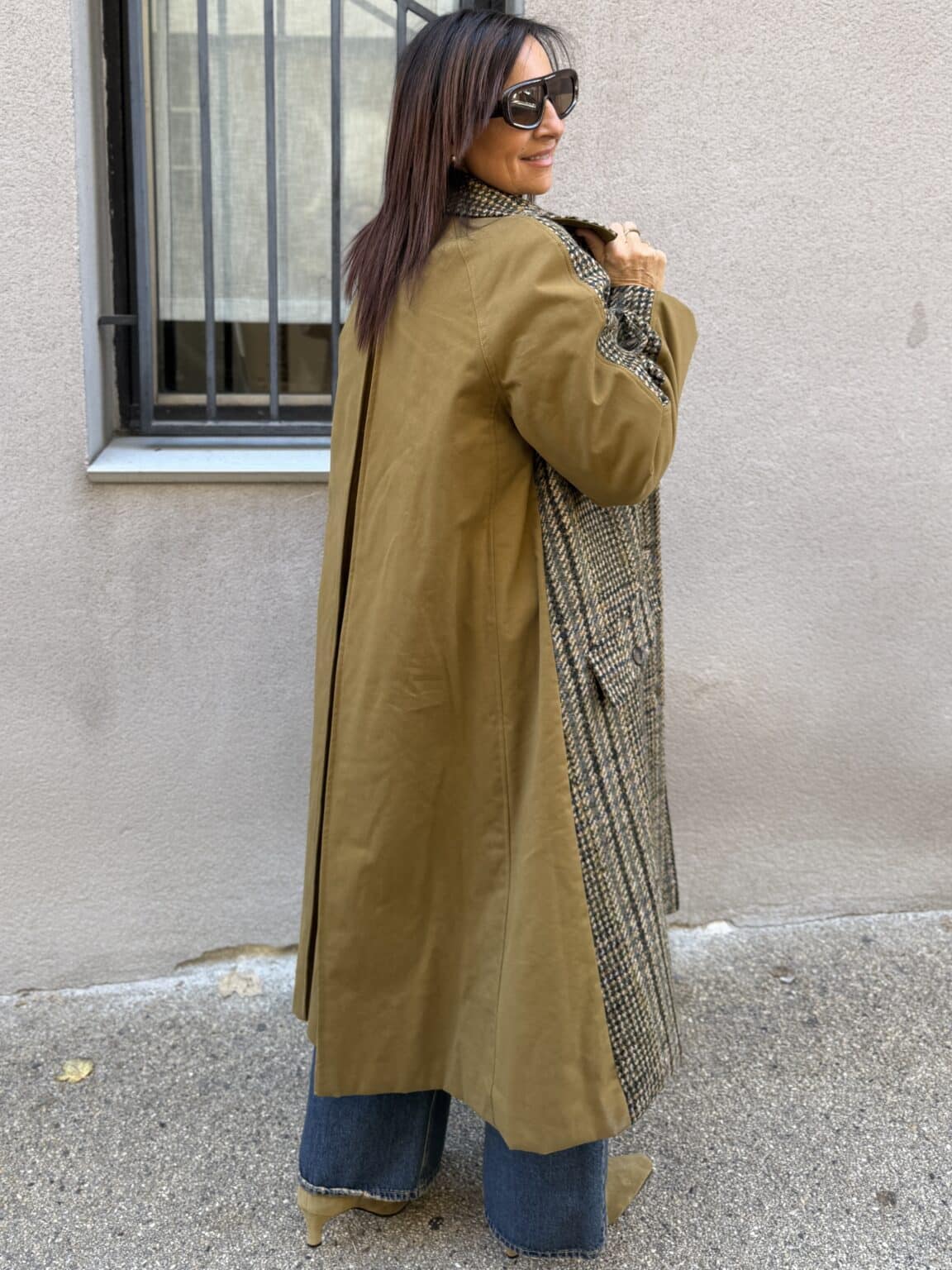 s40m0288 manteau à carreaux avec empiècements contrastants souvenir (maina)
