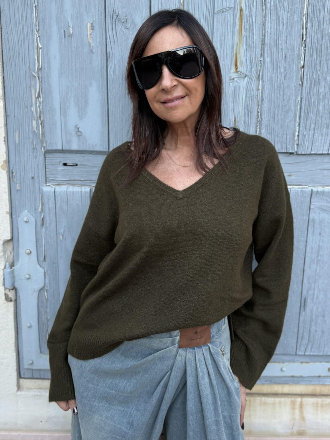 pull ample col v en maille lurex kaki grace et mila